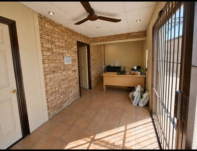 3 BEDROOM HOUSE FOR SALE IN VANDERBIJLPARK SE 1